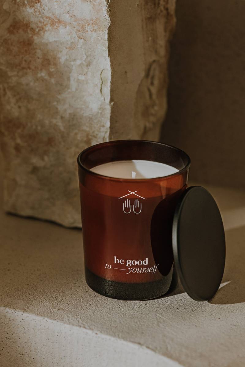 Luxurious All-Natural Scented Candle